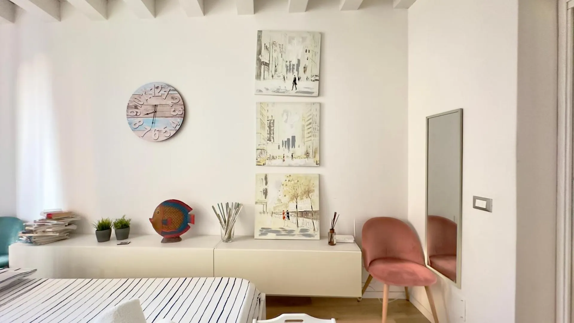 Merlo Holiday Room Palermo 0*,  Italy